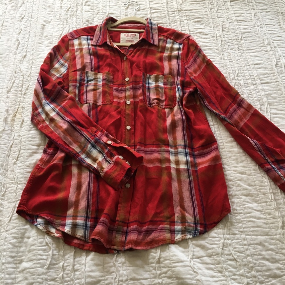 SOLD 🌻3/$20 Mossimo Shirt NWOT